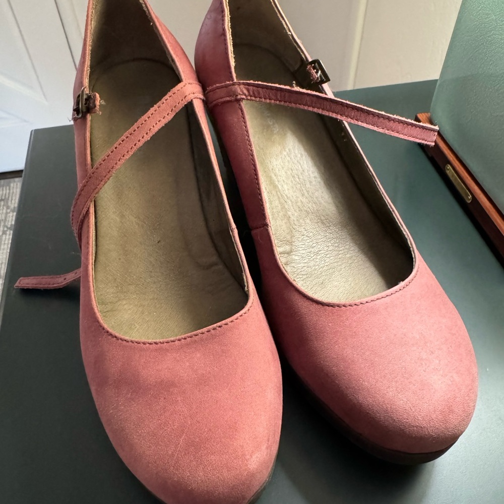Women’s Mary Jane Ballet Flats in Dusty Rose